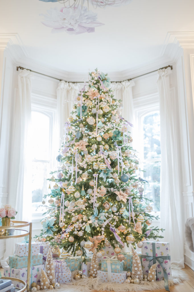 Modern Parisian Christmas - The Leslie Style