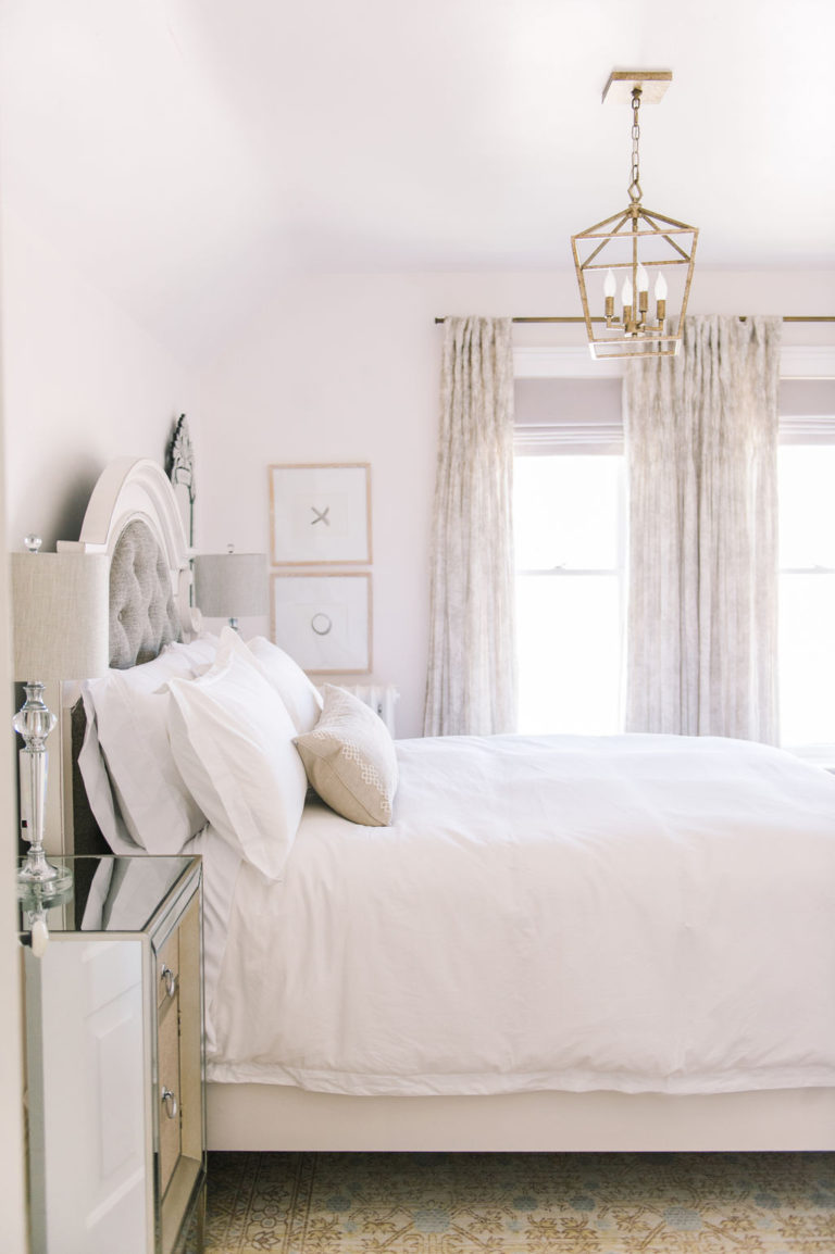 3 Tips to Maximize Space and Style in a Small Bedroom - The Leslie Style